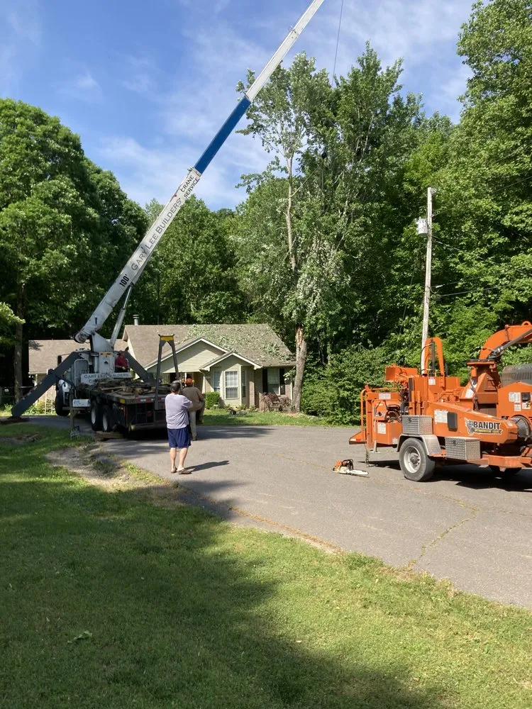 Affordable lawn care service experts serving Joelton, TN - Goose's Tree Service