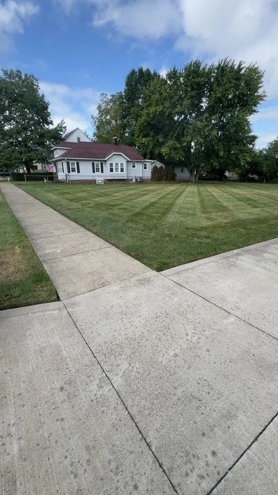Custom outdoor landscaping in Mansfield, OH by Gordie's Lawncare & Landscaping