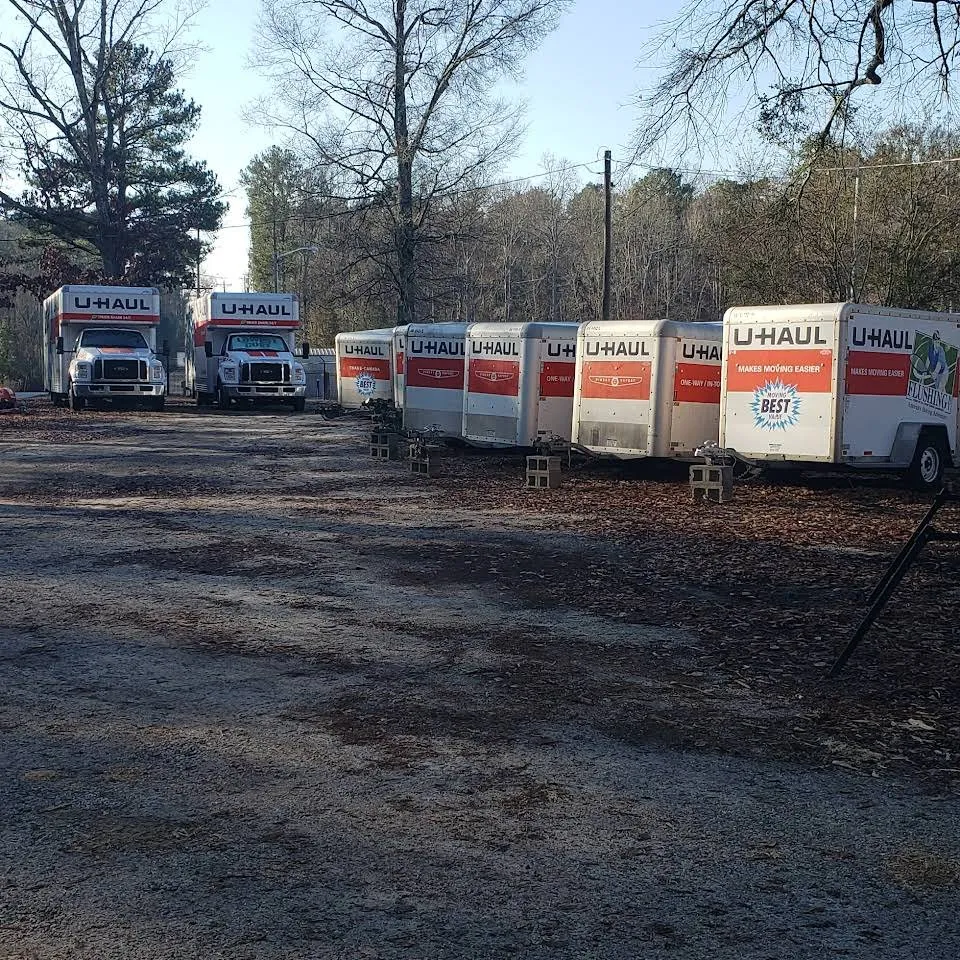 Expert yard cleanup service experts serving Chapin, SC - Gordon Lawn Care Services