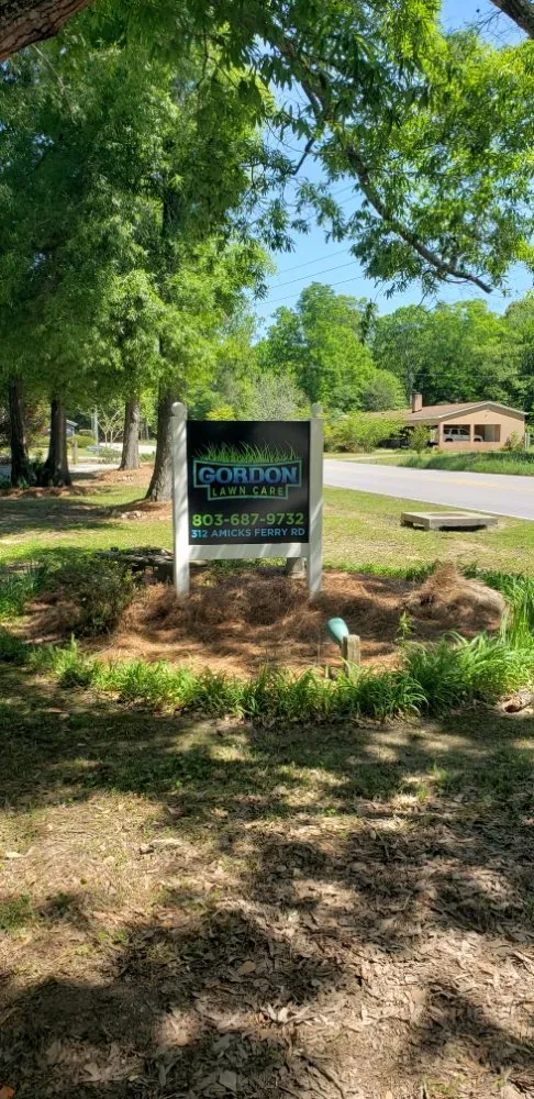 Reliable garden landscaping for year-round maintenance in Chapin, SC by Gordon Lawn Care Services