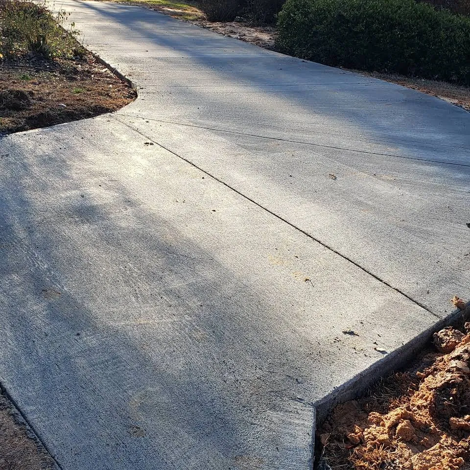 Affordable lawn mowing service experts serving Chapin, SC - Gordon Lawn Care Services