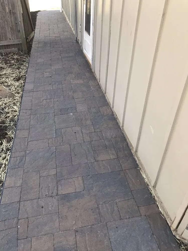 Professional outdoor landscaping in Olathe, KS by Gordon's Lawn & Landscape