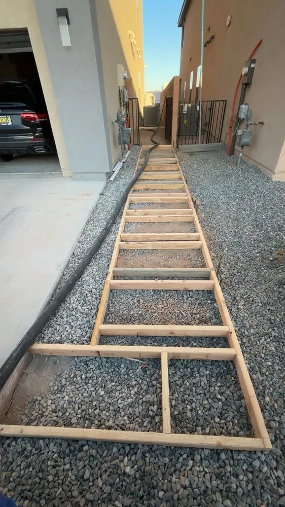 Custom outdoor landscaping in Albuquerque, NM - GoScapes Landscape & Lawn Care