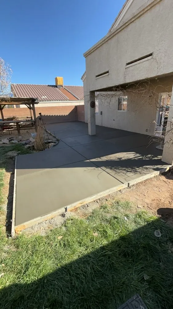 Expert garden landscaping experts serving Albuquerque, NM - GoScapes Landscape & Lawn Care