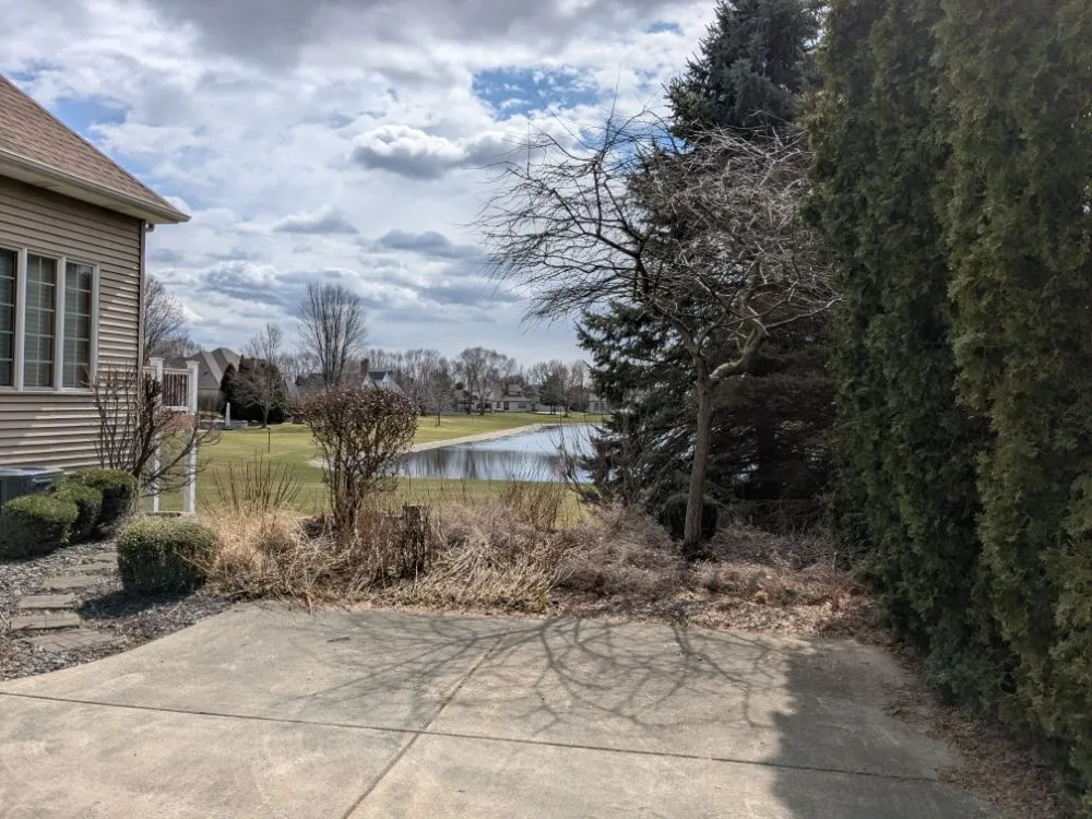 Custom lawn care service for beautiful yards in Mishawaka, IN by Gose Groundskeeping