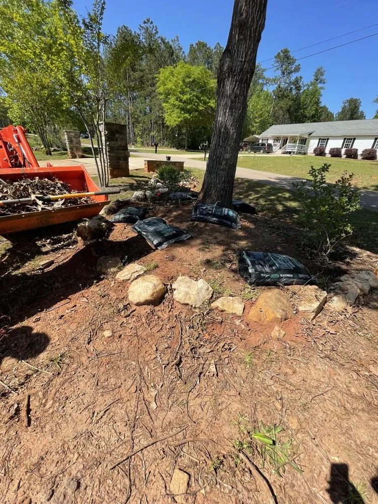 Affordable garden landscaping in Eatonton, GA by Goss Landscaping