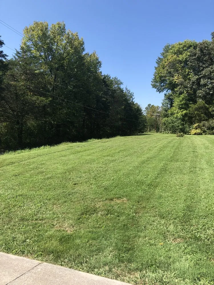 Professional lawn mowing service experts serving Kennesaw, GA - Gossett's Lawn Care