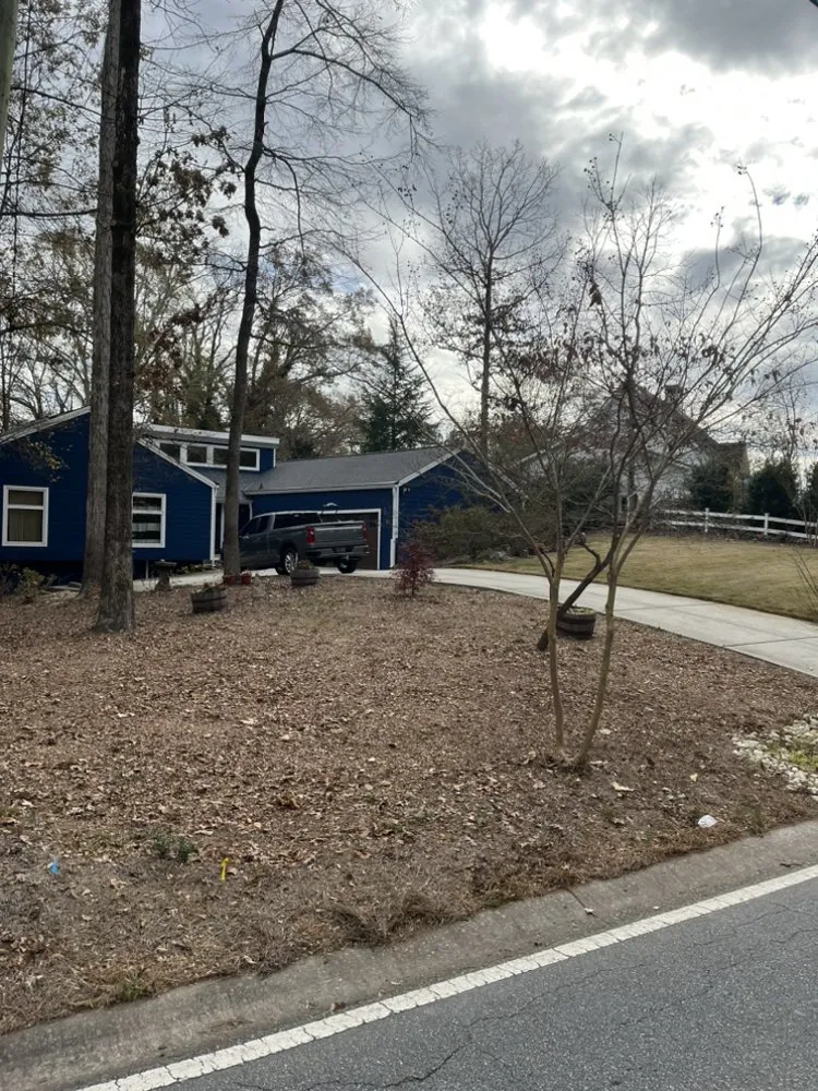 Reliable lawn mowing service in Kennesaw, GA - Gossett's Lawn Care