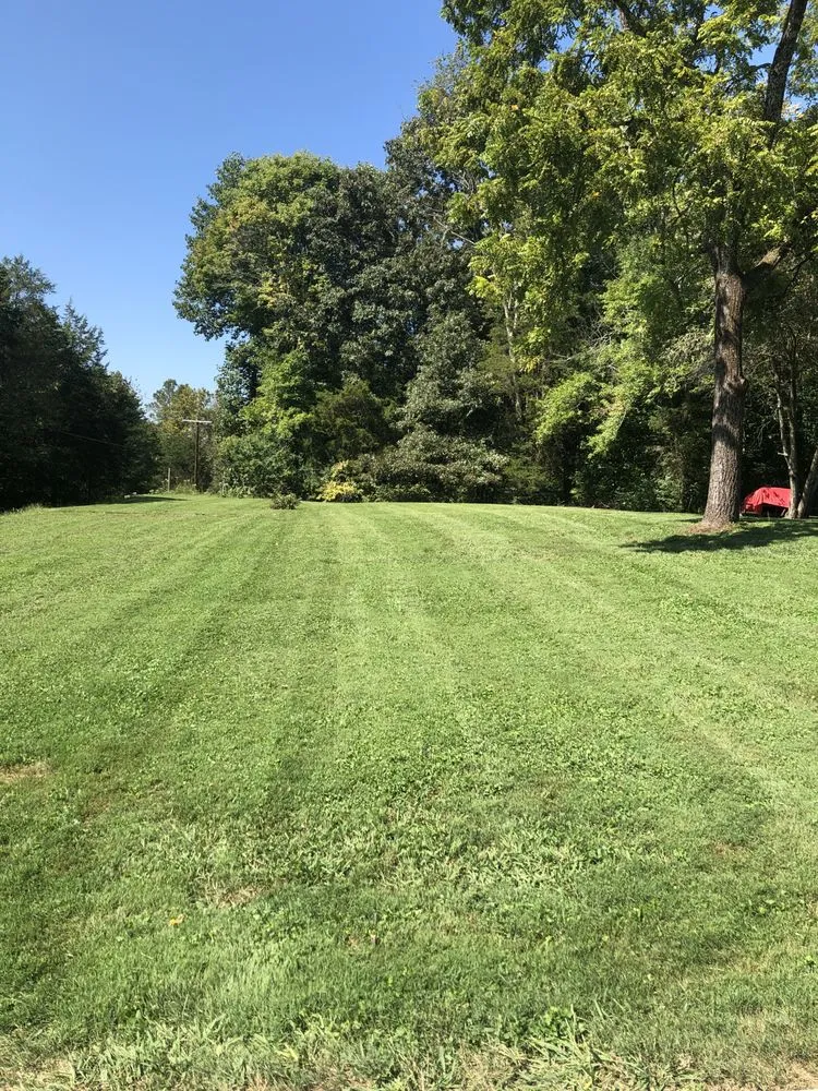 Trusted yard maintenance for outdoor upgrades across Kennesaw, GA - Gossett's Lawn Care