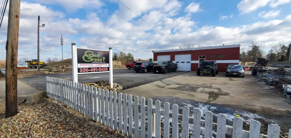 Custom landscape design experts serving Hinckley, OH - Got Grass? Landscaping