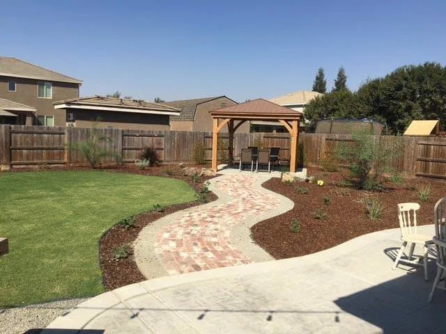 Top-rated garden landscaping for homes in Tulare, CA by Gowin Green