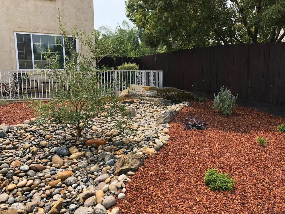 Affordable lawn mowing service for residential properties across Tulare, CA - Gowin Green