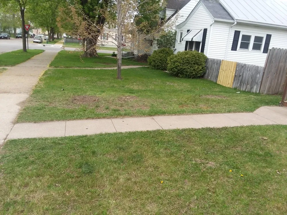Expert garden landscaping experts serving La Crosse, WI - GP Lawn Barber