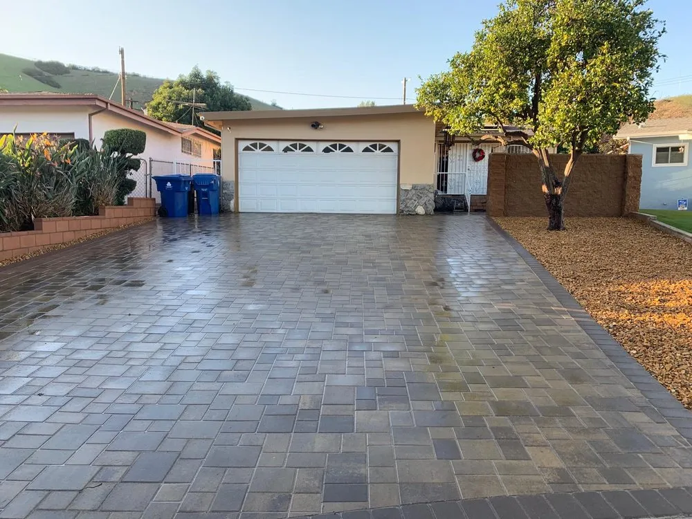 Professional yard cleanup service in Los Angeles, CA by GPD