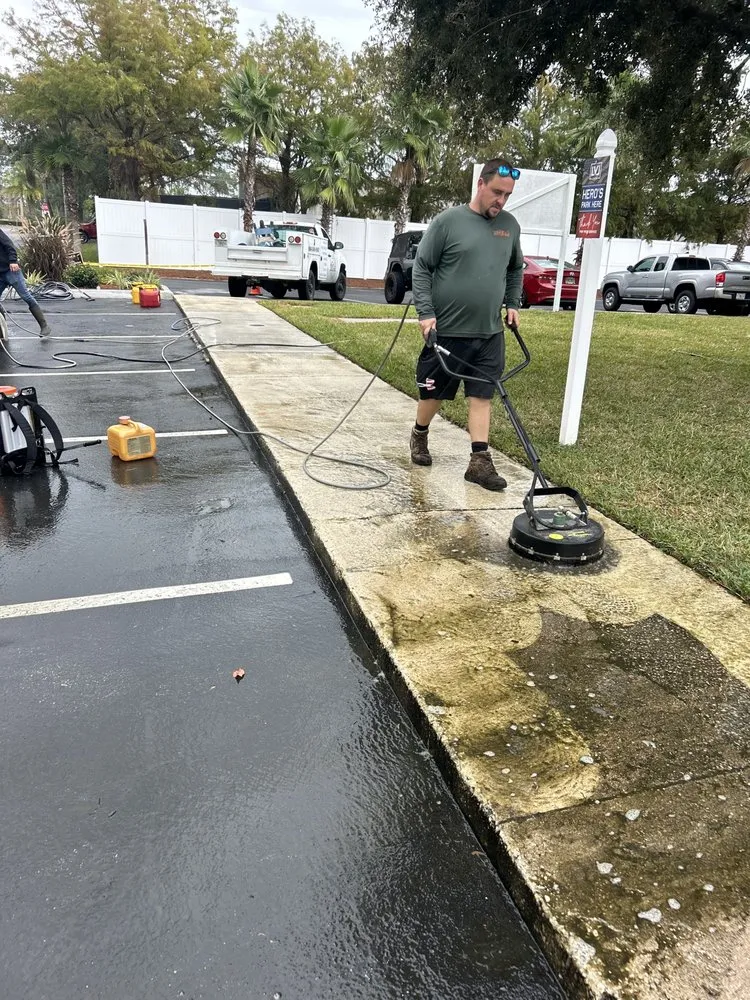 Affordable yard maintenance in Jacksonville, FL - GPE Groundskeeping