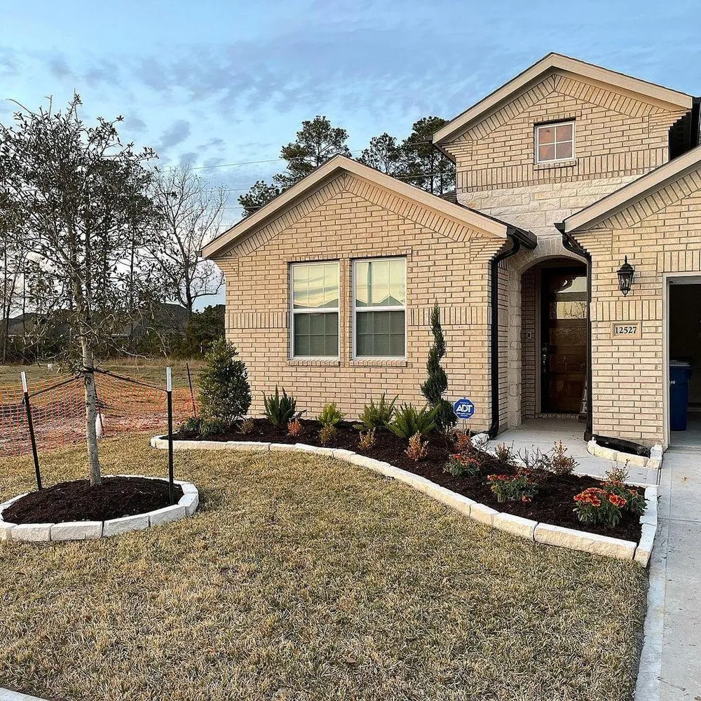 Affordable garden landscaping for beautiful yards in Splendora, TX by GQ Landscaping & Lawn Care Services