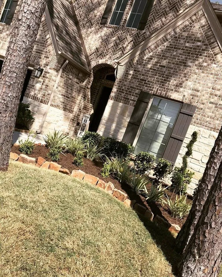 Expert lawn care service experts serving Splendora, TX - GQ Landscaping & Lawn Care Services