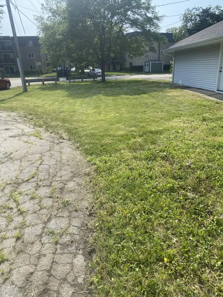 Local yard maintenance in Chicago, IL by GR 25 Lawn And Landscaping