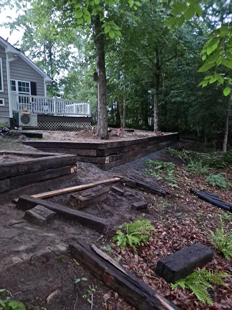 Custom yard maintenance in New Bern, NC by G&R General Service