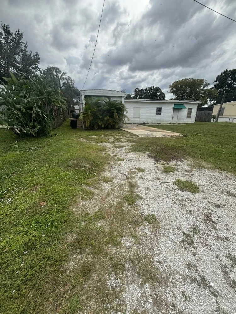 Top-rated landscaping services in Okeechobee, FL - G&R Greener Lawn And Maintenance Services