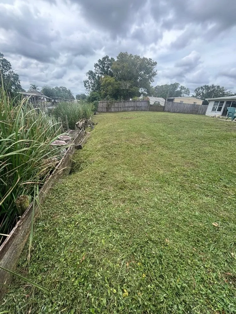 Reliable yard cleanup service in Okeechobee, FL - G&R Greener Lawn And Maintenance Services