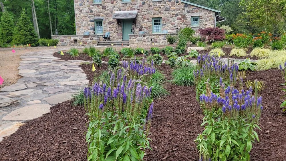 Top-rated landscaping services for outdoor upgrades in New Haven, CT by G&R Handyman Services