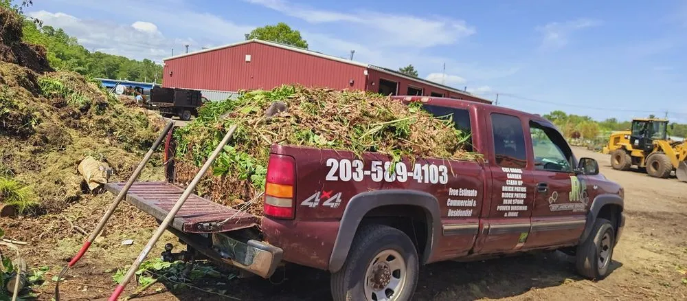 Top-rated outdoor landscaping experts serving New Haven, CT - G&R Handyman Services