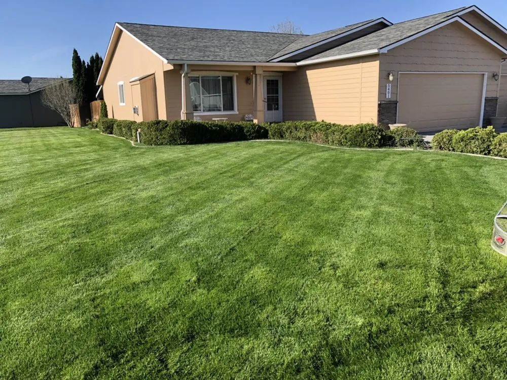 Custom residential landscaping in Pasco, WA by G&R Lawn Maintenance
