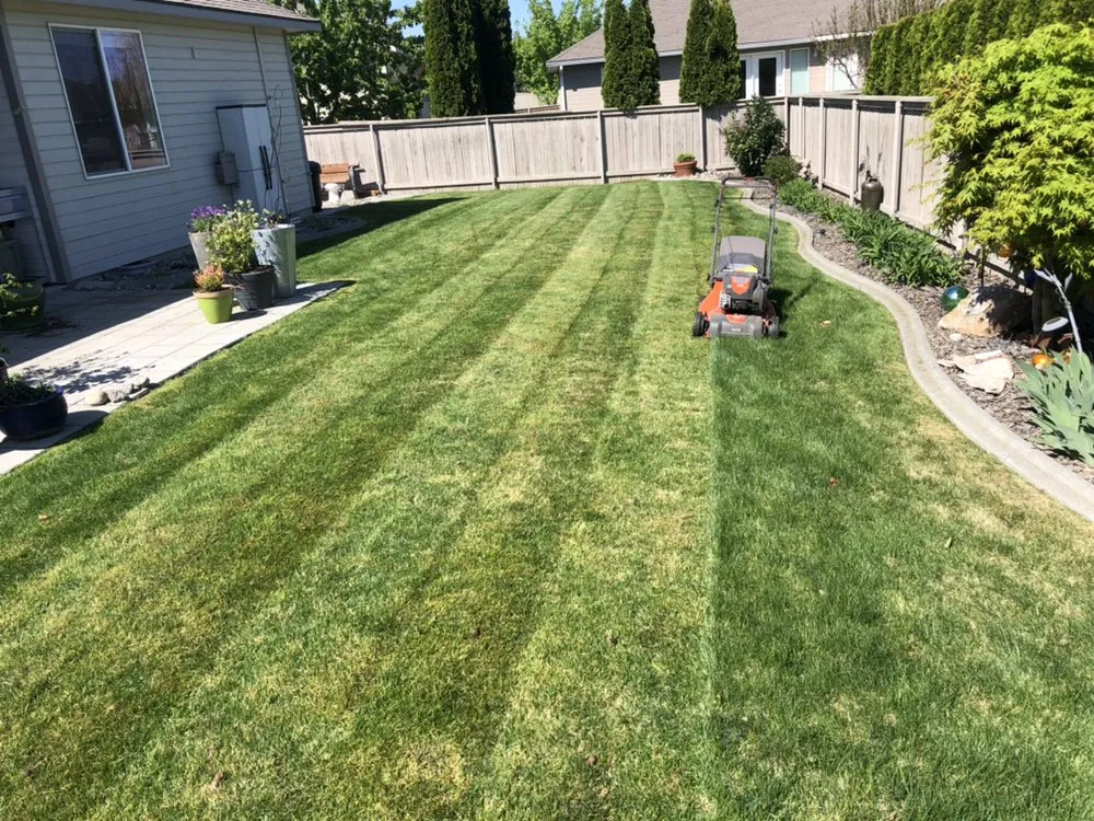 Local garden landscaping for year-round maintenance in Pasco, WA by G&R Lawn Maintenance