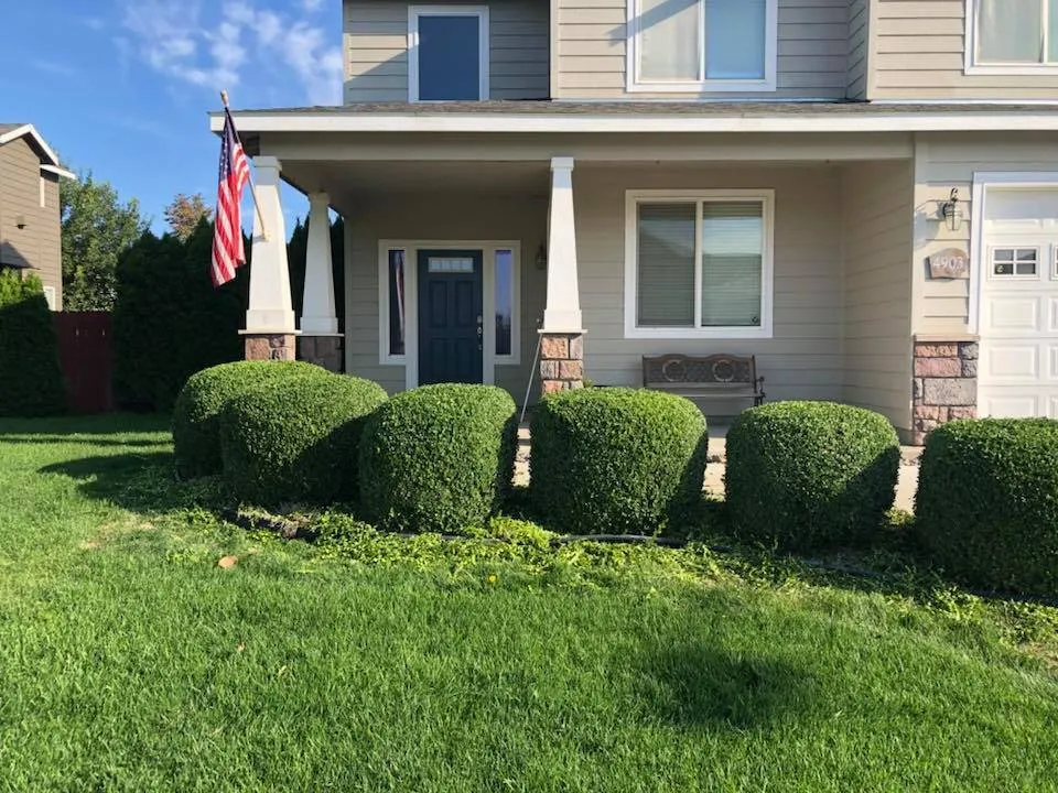 Affordable landscape design experts serving Pasco, WA - G&R Lawn Maintenance