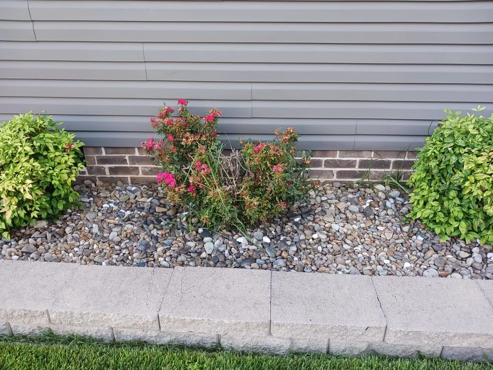 Expert lawn mowing service in Madisonville, KY - Gracefull Grinds