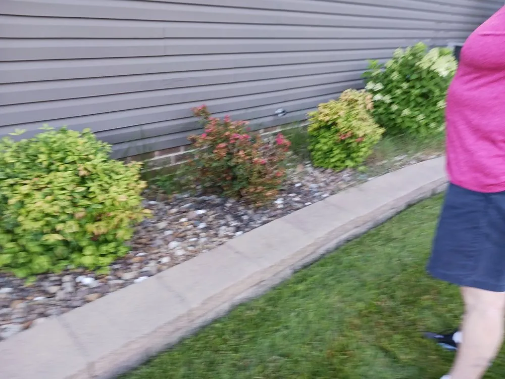 Expert outdoor landscaping in Madisonville, KY by Gracefull Grinds