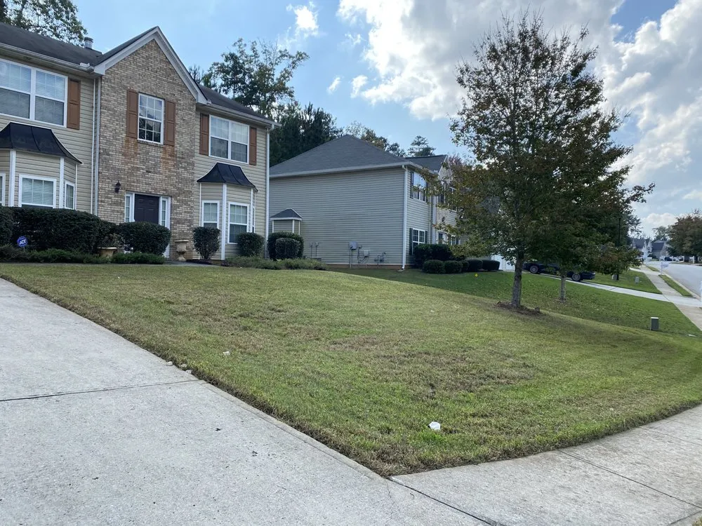 Reliable yard cleanup service experts serving Dallas, GA - Graceland Landscaping