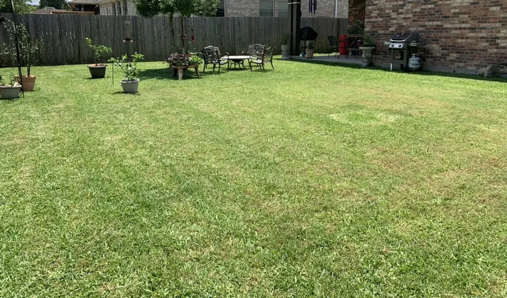 Trusted lawn care service in Brenham, TX - Graciano's Lawn Service