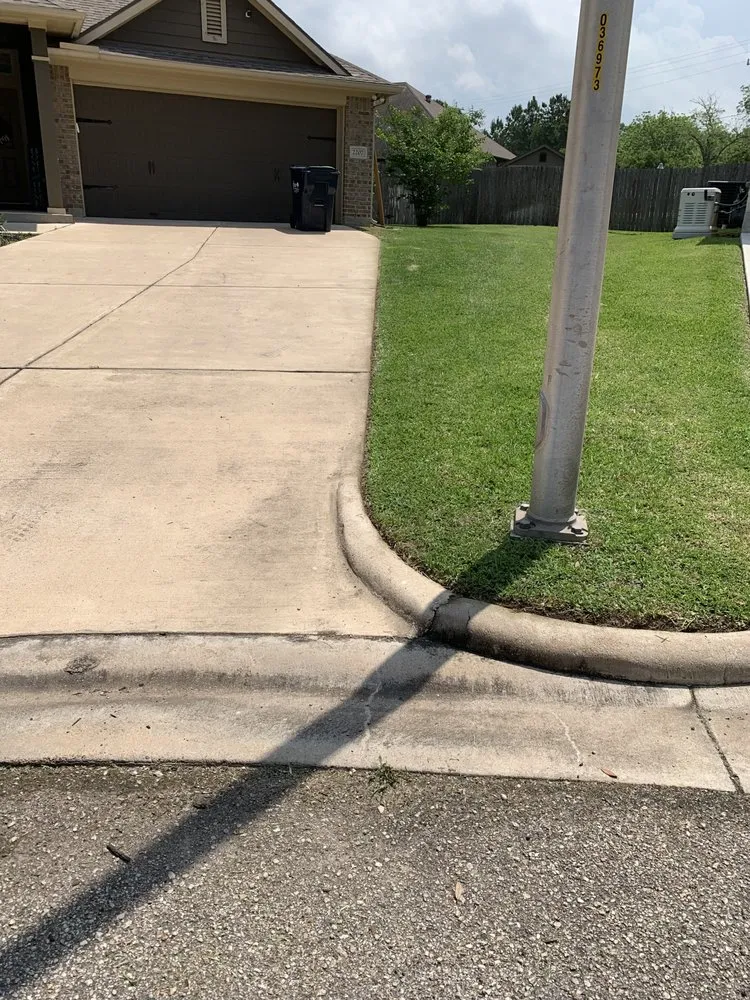 Affordable landscape installation experts serving Brenham, TX - Graciano's Lawn Service