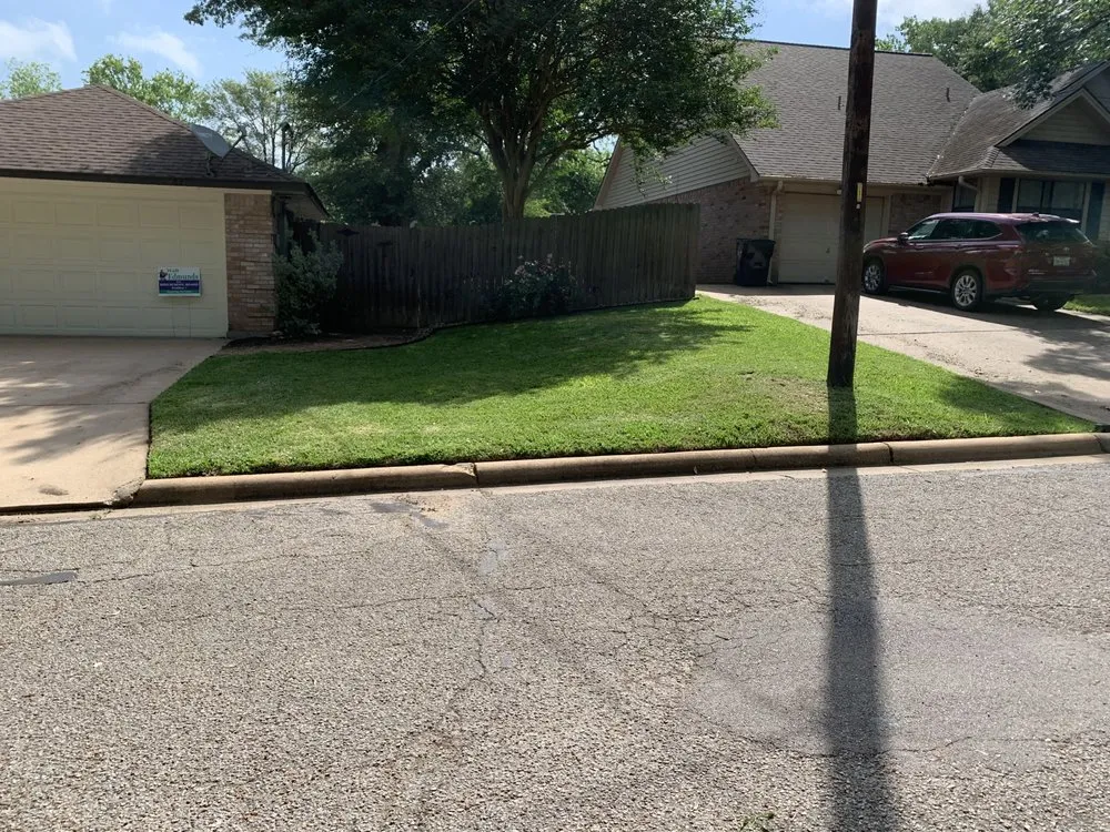 Reliable yard cleanup service for outdoor upgrades in Brenham, TX by Graciano's Lawn Service