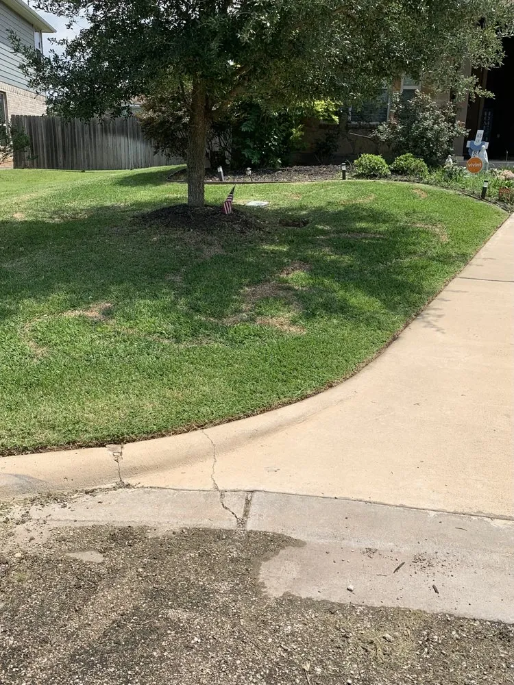 Top-rated landscape installation in Brenham, TX - Graciano's Lawn Service