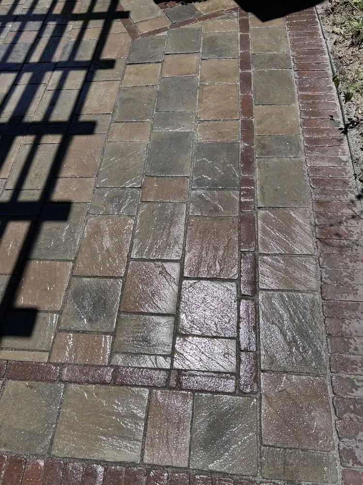 Expert yard cleanup service in Warrenville, IL - Gracias Hardscape & Landscape