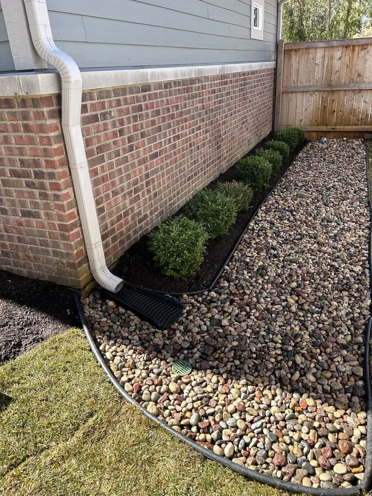 Trusted residential landscaping in Warrenville, IL by Gracias Hardscape & Landscape