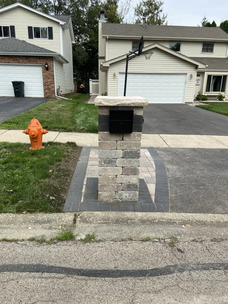 Local garden landscaping in Warrenville, IL - Gracias Hardscape & Landscape