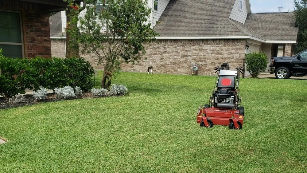 Local residential landscaping experts serving Katy, TX - Grade A Grass Lawn Care