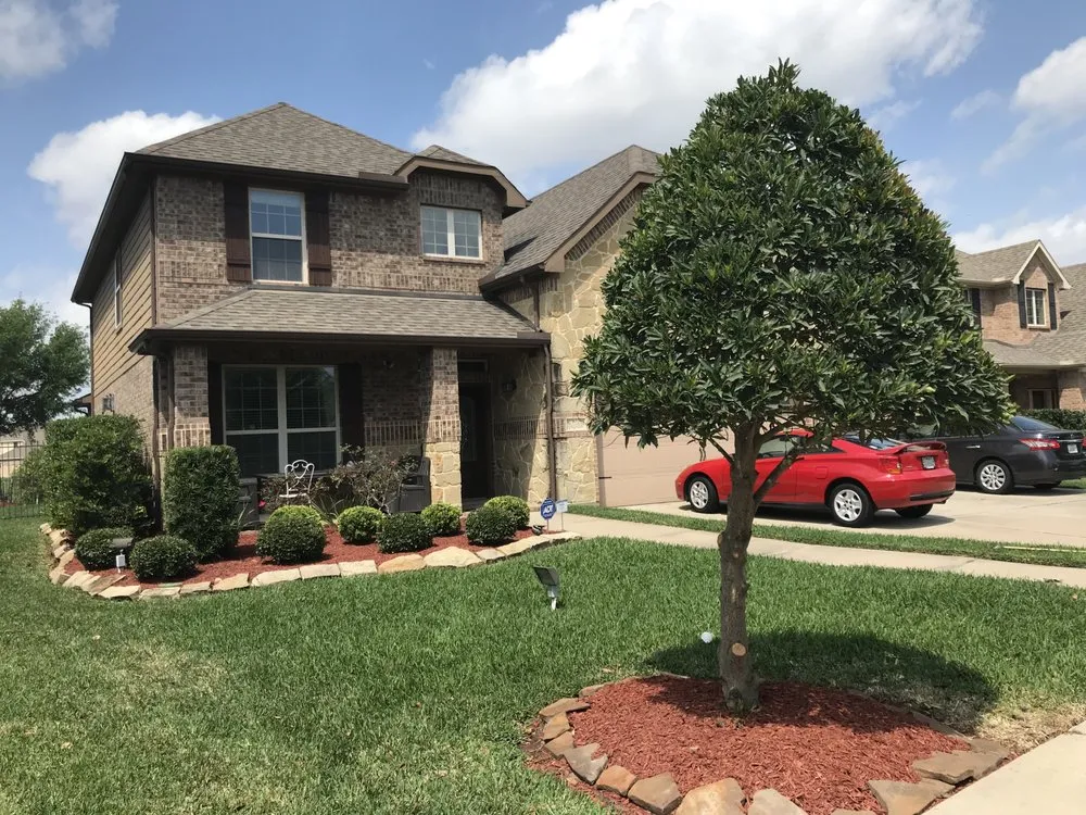 Reliable garden landscaping in Katy, TX - Grade A Grass Lawn Care