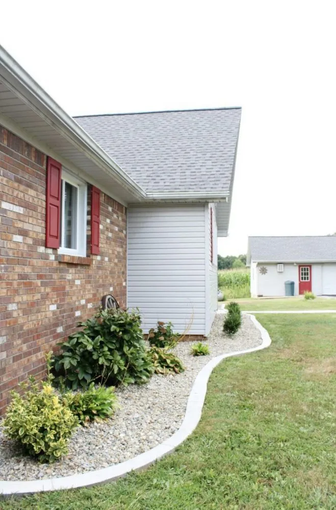 Reliable landscape installation experts serving Warren, MI - Grade A Landscape