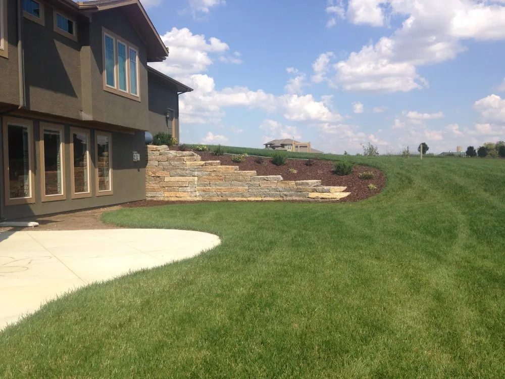 Affordable landscaping services experts serving Peculiar, MO - Gradex Company