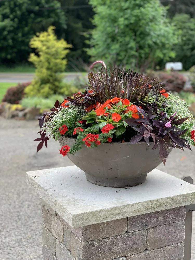 Expert garden landscaping for homes in Akron, OH by Graf's Garden Shop, Landscape & Farm Market