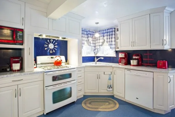 Expert residential landscaping experts serving Hyannis, MA - Graham