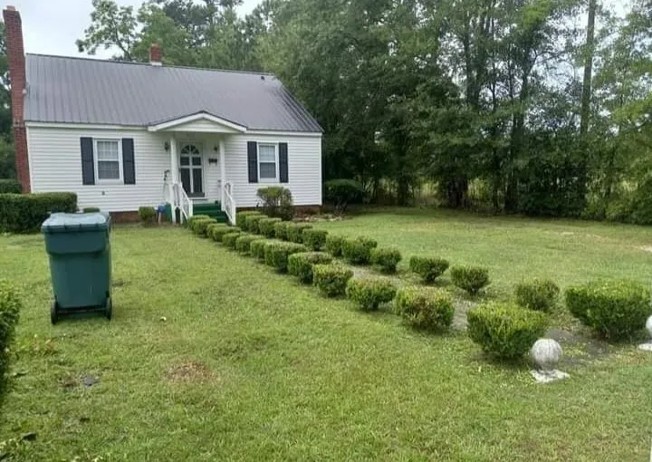 Top-rated lawn care service for outdoor upgrades across Lake City, SC - Graham lawn care & Tree trimming