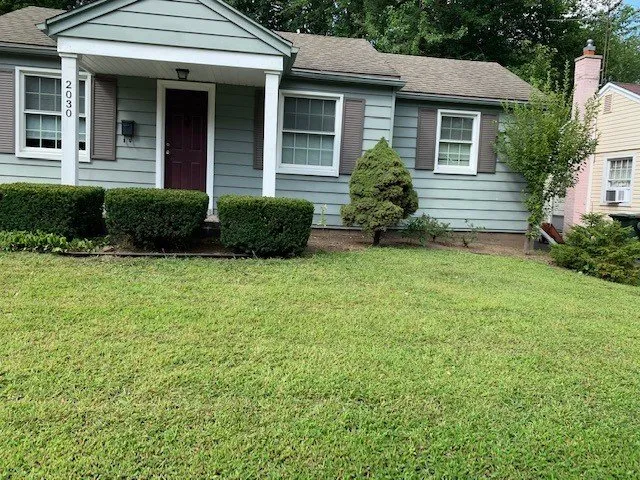 Reliable landscape installation in Detroit, MI by Graham's Landscaping