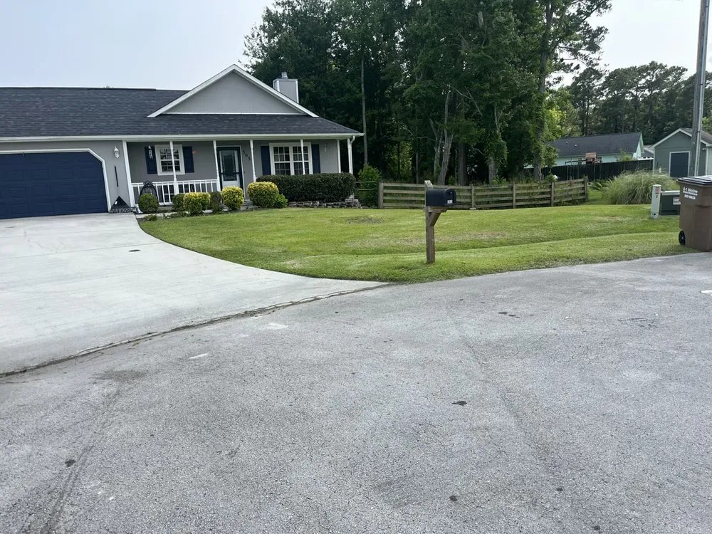 Reliable lawn care service in Hubert, NC by Graingers Lawn Care & Handyman Services
