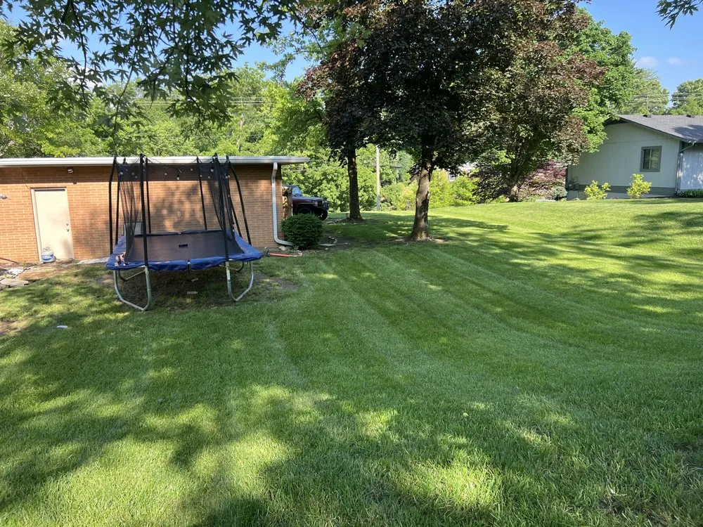 Local outdoor landscaping experts serving Fairfield, OH - Gramen Lawn Care